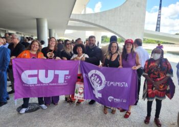 FENATRAD participa de encontro com o presidente Lula e centrais sindicais