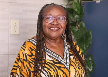 Confira no ‘UOL’ matéria sobre a concessão do título de doutora honoris causa à Creuza Oliveira