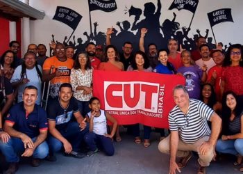 Creuza Oliveira participa de reunião plenária da Regional Extremo Sul da Central Única dos Trabalhadores (CUT/BA)