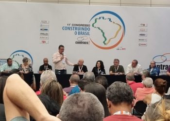 FENATRAD participa de 11º Congresso da Confederação Nacional dos Trabalhadores no Comércio e Serviços (Contracs-CUT)