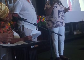 Em tributo a Luiz Alberto, Creuza Oliveira destaca o apoio dele ao movimento sindical das trabalhadoras domésticas